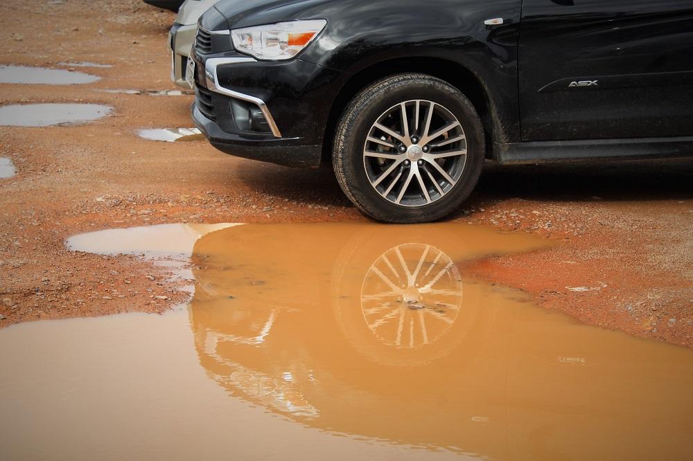 Motoristas reclamam de estacionamento em frente à hidroviária de Guaíba
