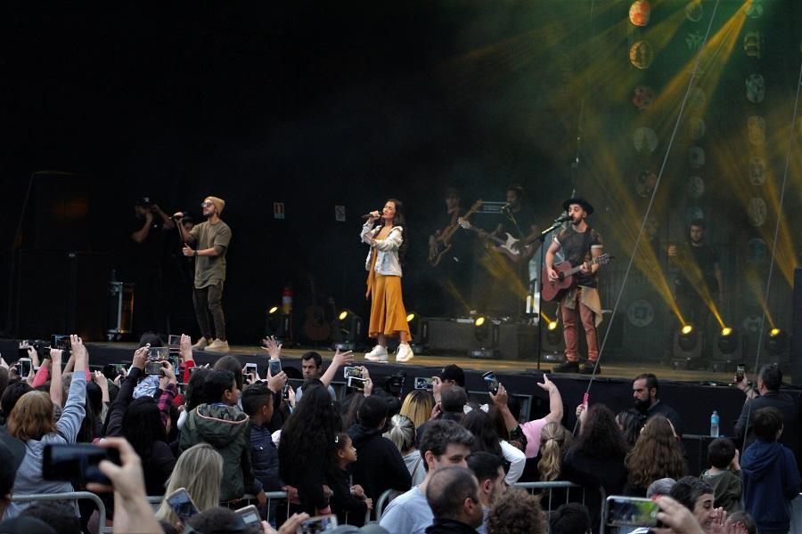 Show da banda Melim reúne milhares no encerramento das comemorações da CMPC