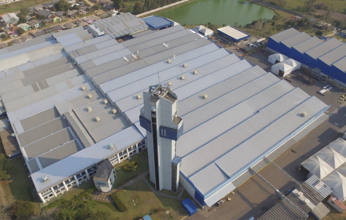 Empresa de homem mais rico do Brasil está fora da disputa para comprar Thyssenkrupp Elevadores