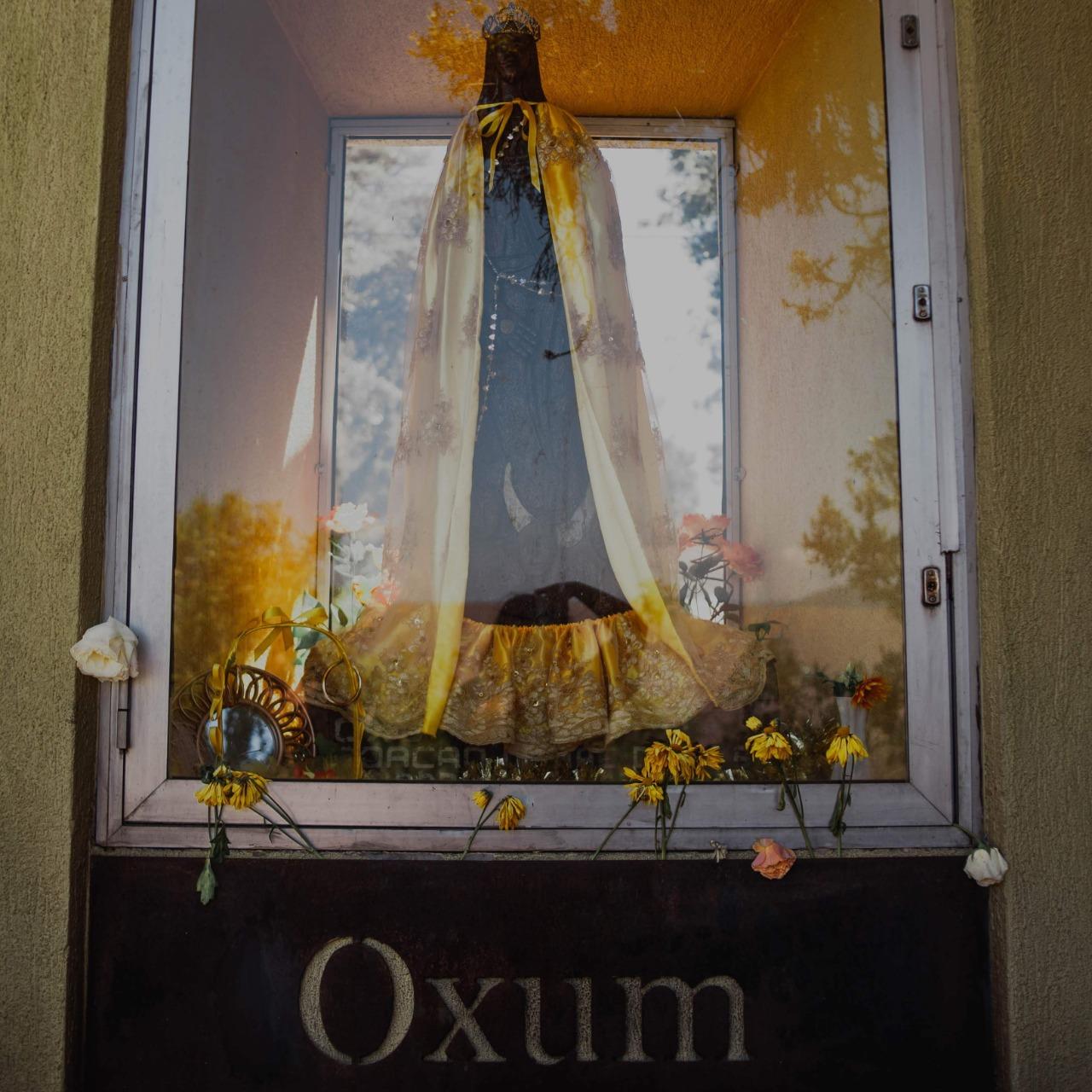 A rainha das águas doces: estátua homenageia a orixá Oxum, protetora de rios e lagos