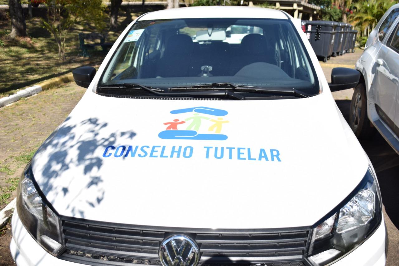Conselho Tutelar de Guaíba ganha carro novo, bancado por multa de ato irregular de um comerciante