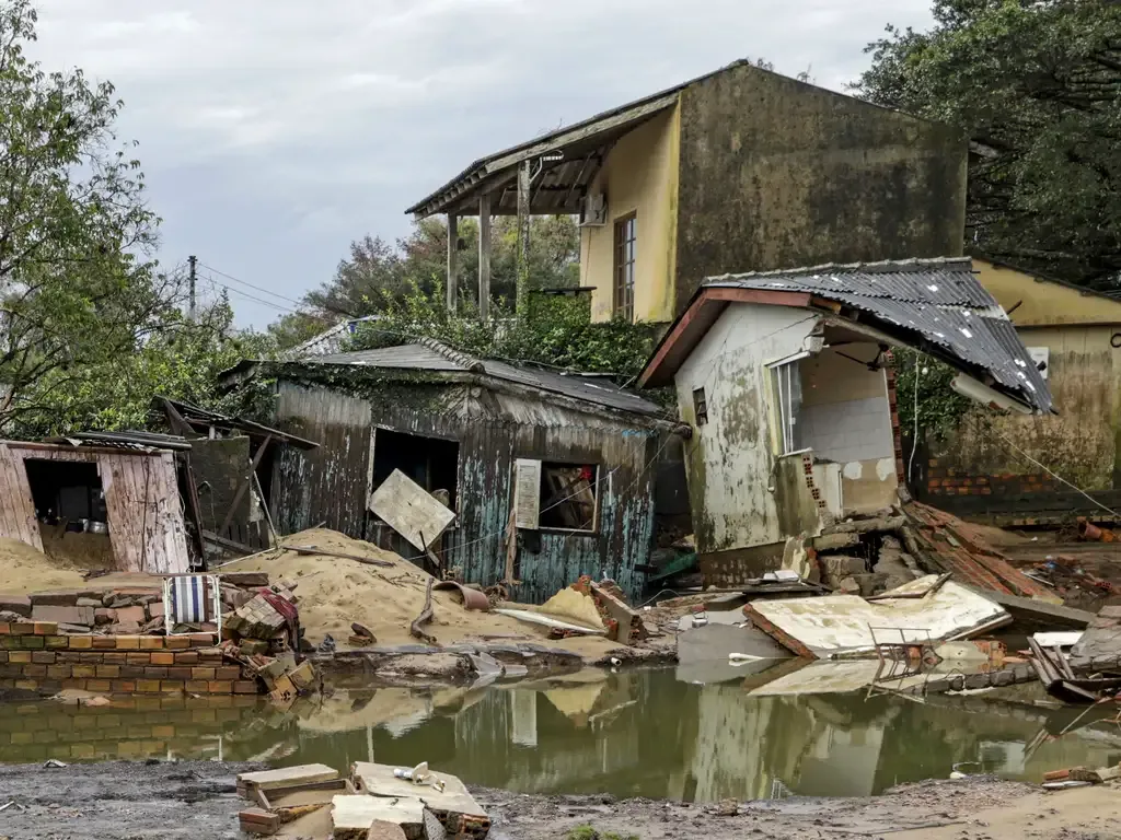 Auxílio Reconstrução é ampliado para 375 mil famílias no Rio Grande do Sul
