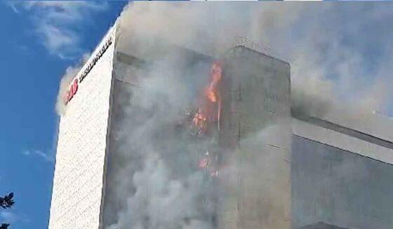 Incêndio atinge prédio da Ordem dos Advogados do Brasil em Brasília