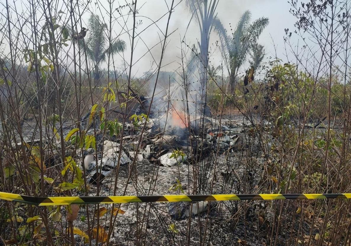 Avião cai em fazenda do Mato Grosso e deixa mortos; Cenipa conduz a investigação