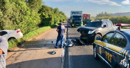 Homem morre em colisão  frontal na BR-116, em Guaíba