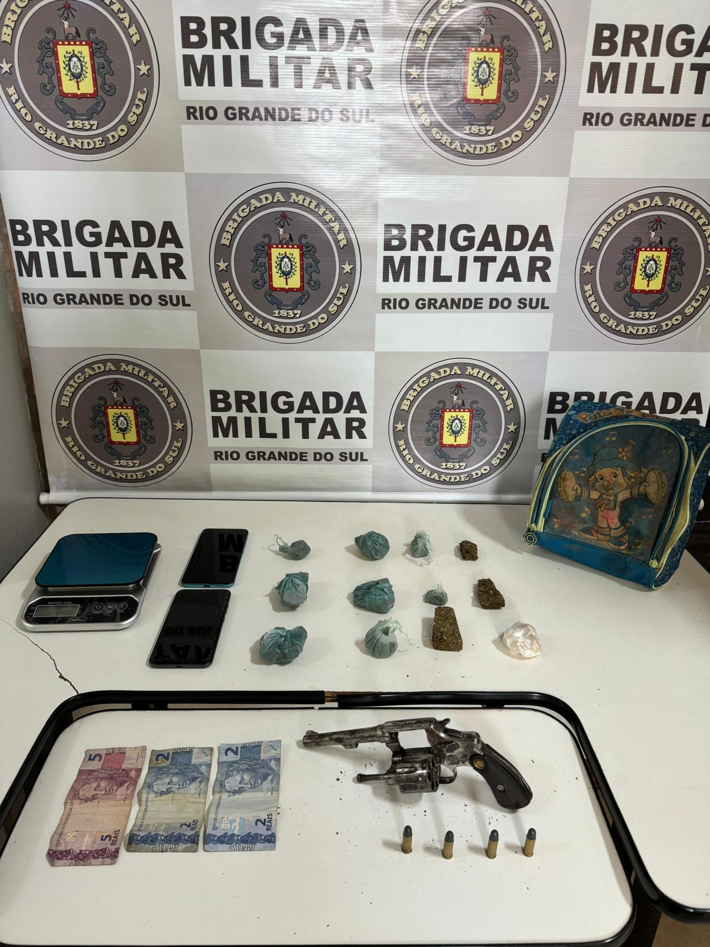 Brigada Militar Prende Casal por Tráfico e Porte Ilegal de Arma em Arroio dos Ratos