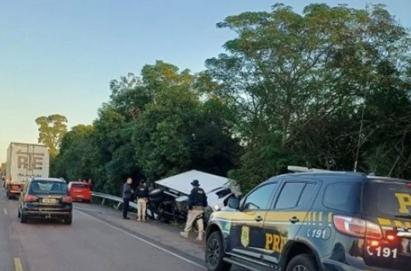 Acidente com quatro veículos provoca lentidão na BR-290 em Eldorado do Sul