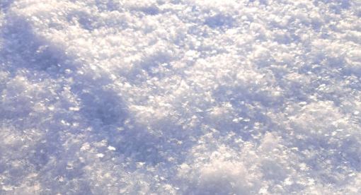 Neve encanta turistas na Serra Gaúcha e aquece o turismo local