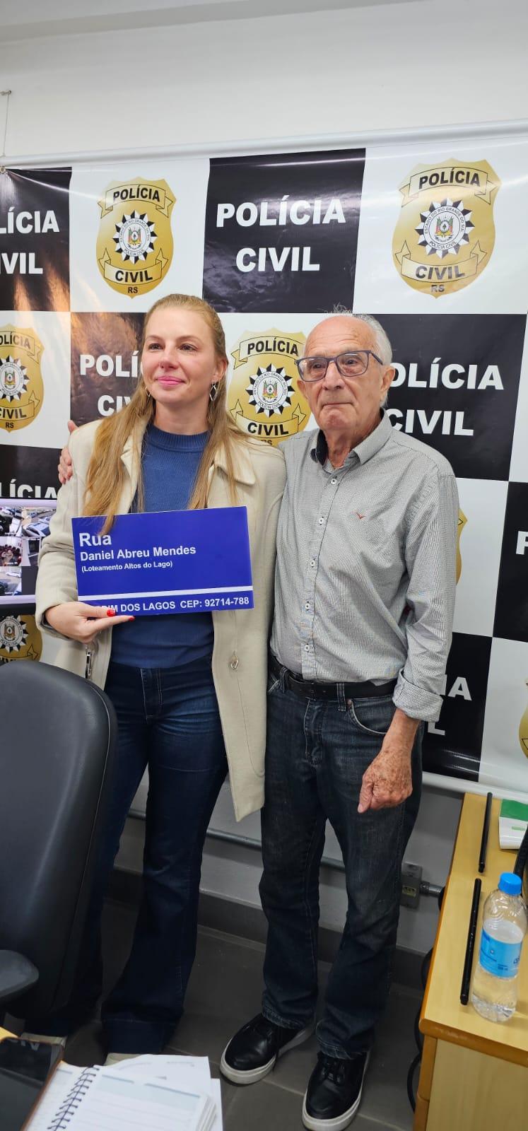 Câmara de Vereadores homenageia policial morto em operação com nome de rua em Guaíba