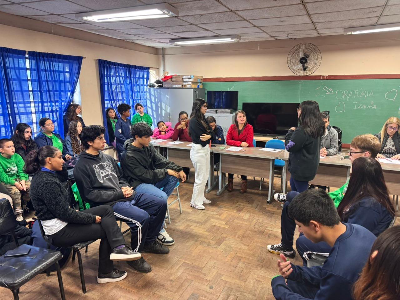 Estudantes de Guaíba se preparam para a maior edição do Concurso Escolar de Oratória