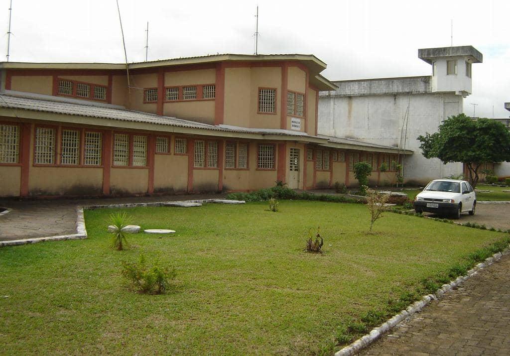 Reincidência: advogada é flagrada ao tentar entregar droga a preso em presídio pela segunda vez