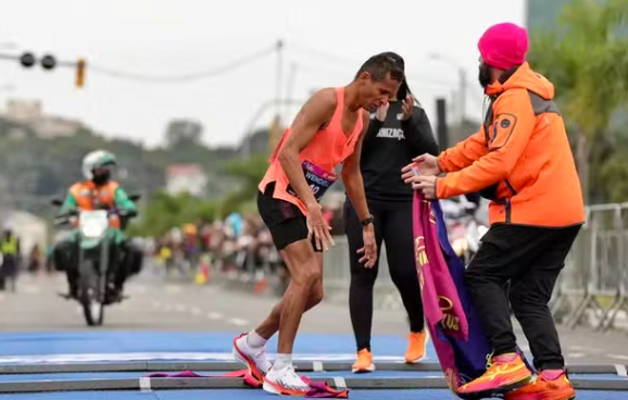 Wendell de Souza vence a 40ª Maratona Internacional de Porto Alegre
