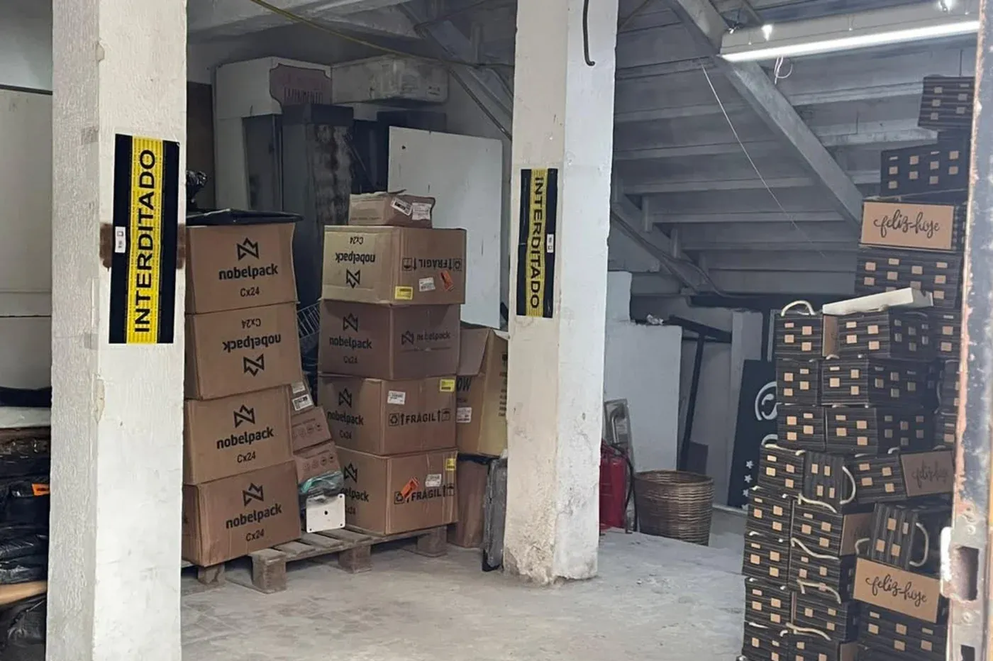 Depósito ligado à rede de chocolates é interditado em Porto Alegre após denúncia