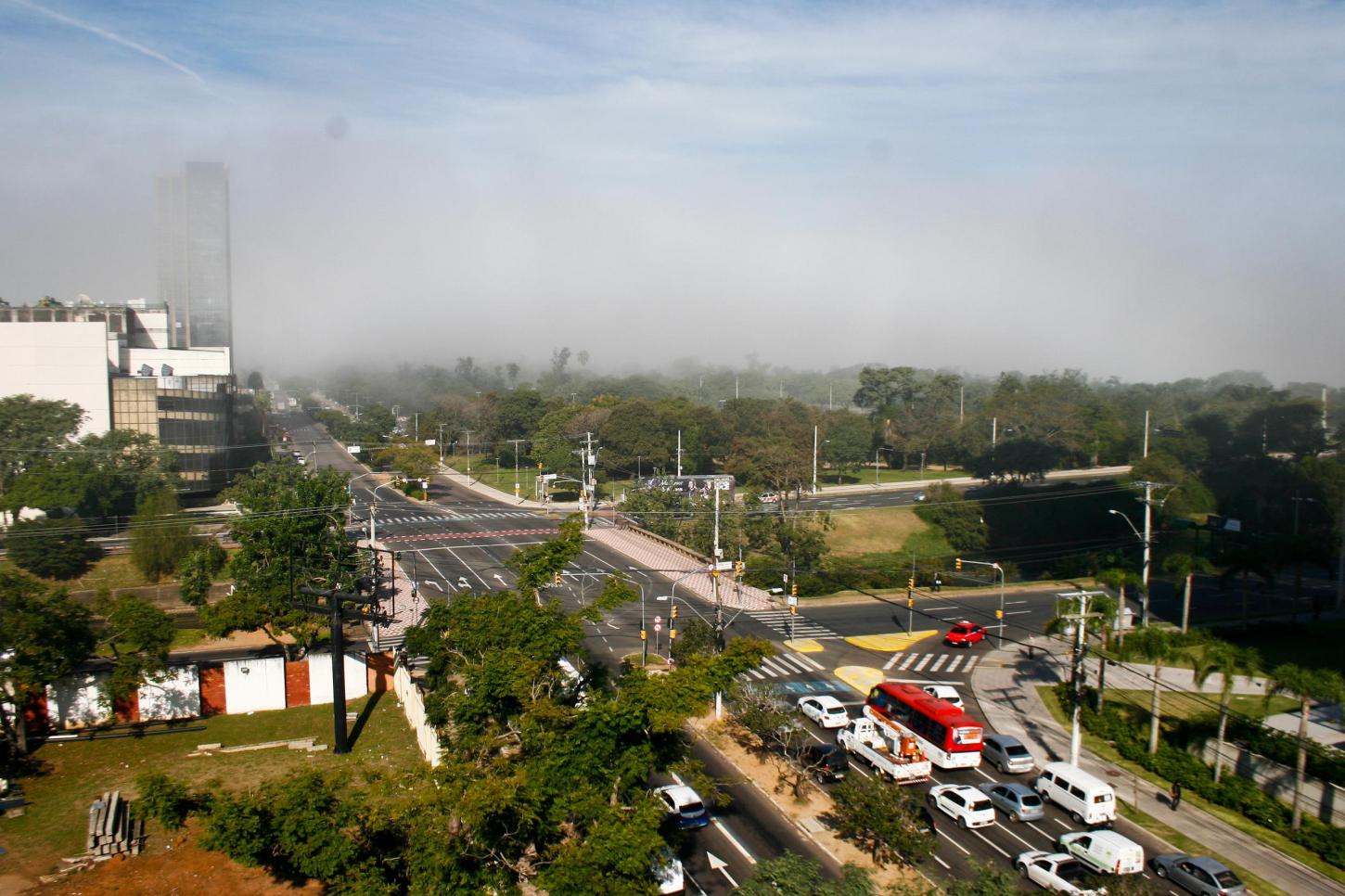 Semana começa com sol, mas frente fria deve derrubar temperaturas no RS