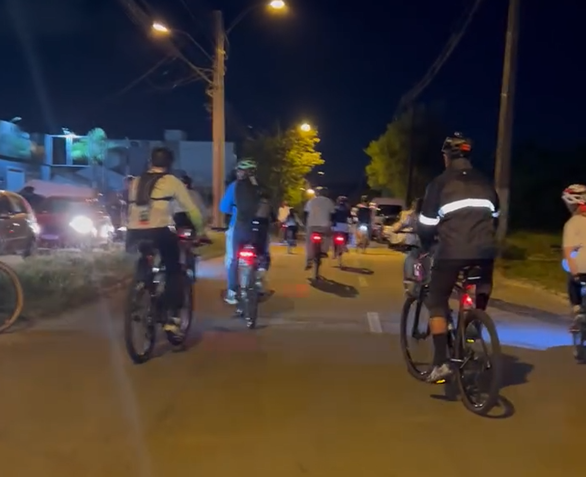 Após acidente grave com ciclista, manifestação em Guaíba reforça conscientização