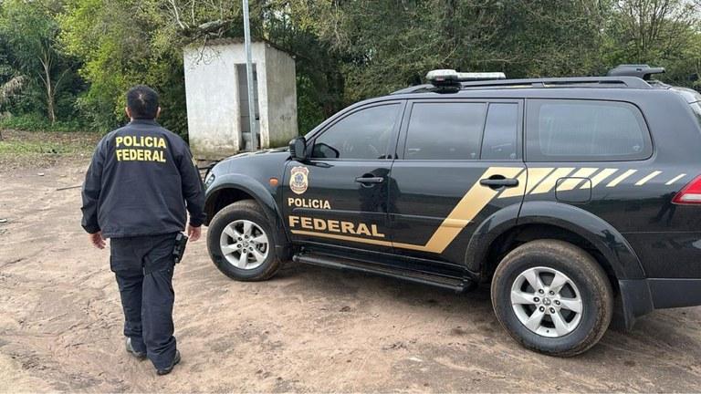 Polícia Federal cumpre 66 mandados em nova fase de investigação sobre fraudes no INSS
