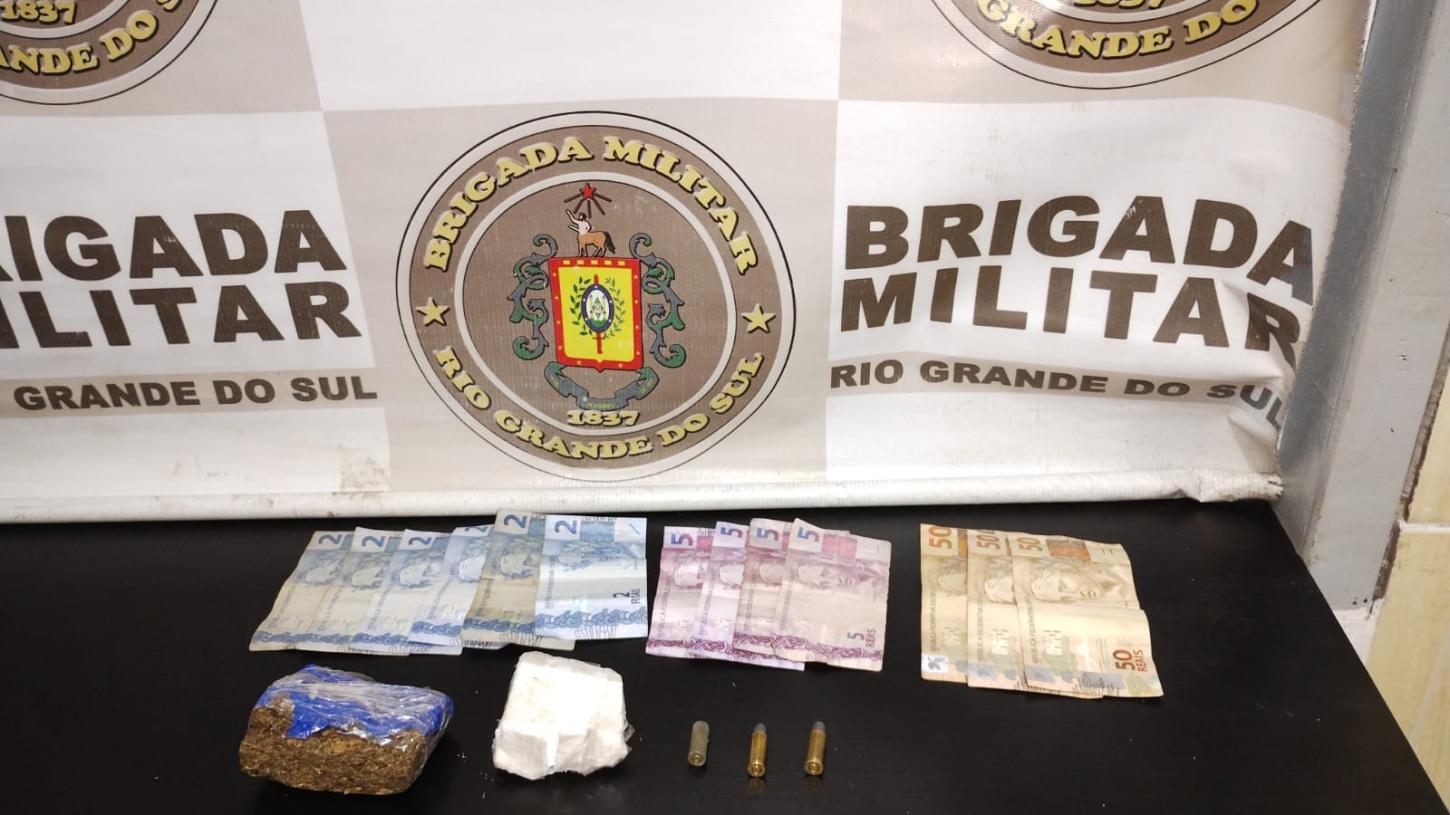 Após tiroteio, Brigada Militar prende dupla com extensa ficha criminal por tráfico de drogas em Minas do Leão
