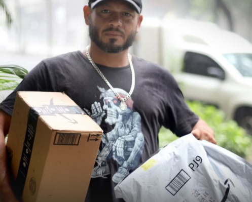 Faturamento de até R$ 12 mil: Entregadores de Amazon e Shopee triplicam ganhos como autônomos em BH
