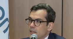 Plano de ajuste prevê demissão de 15 mil funcionários e fechamento de mil unidades no país