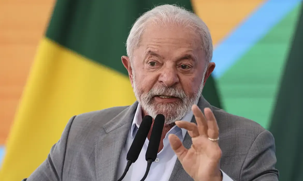 Presidente Lula sanciona lei que eleva para 40 anos a pena máxima em casos de estupro com morte