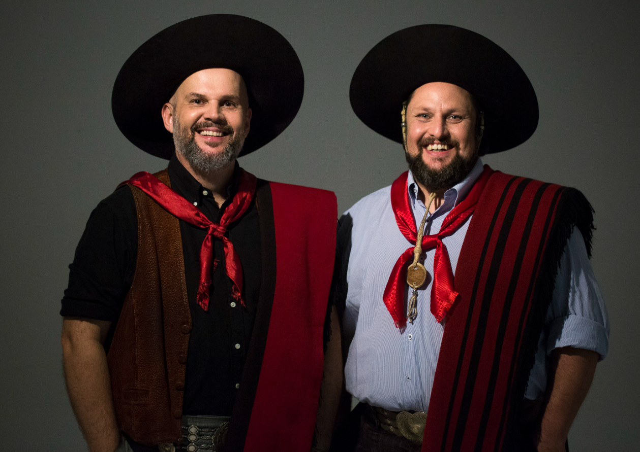 César Oliveira e Rogério Melo se apresentam no sábado no 10º Rodeio Vem Pra Guaíba Tchê