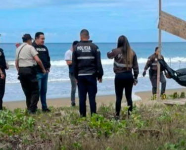 Cinco cabeças humanas são encontradas penduradas em praia do Equador e chocam moradores