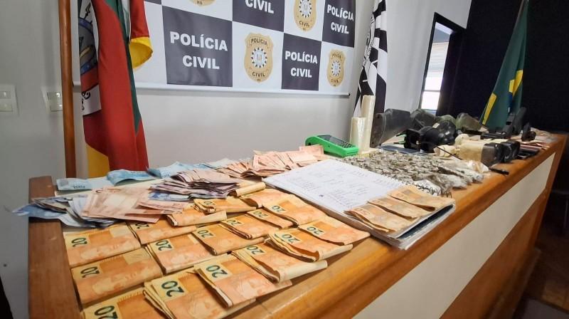 Polícia Civil cumpre 22 mandados e prende suspeitos em operação contra o tráfico no Litoral Norte