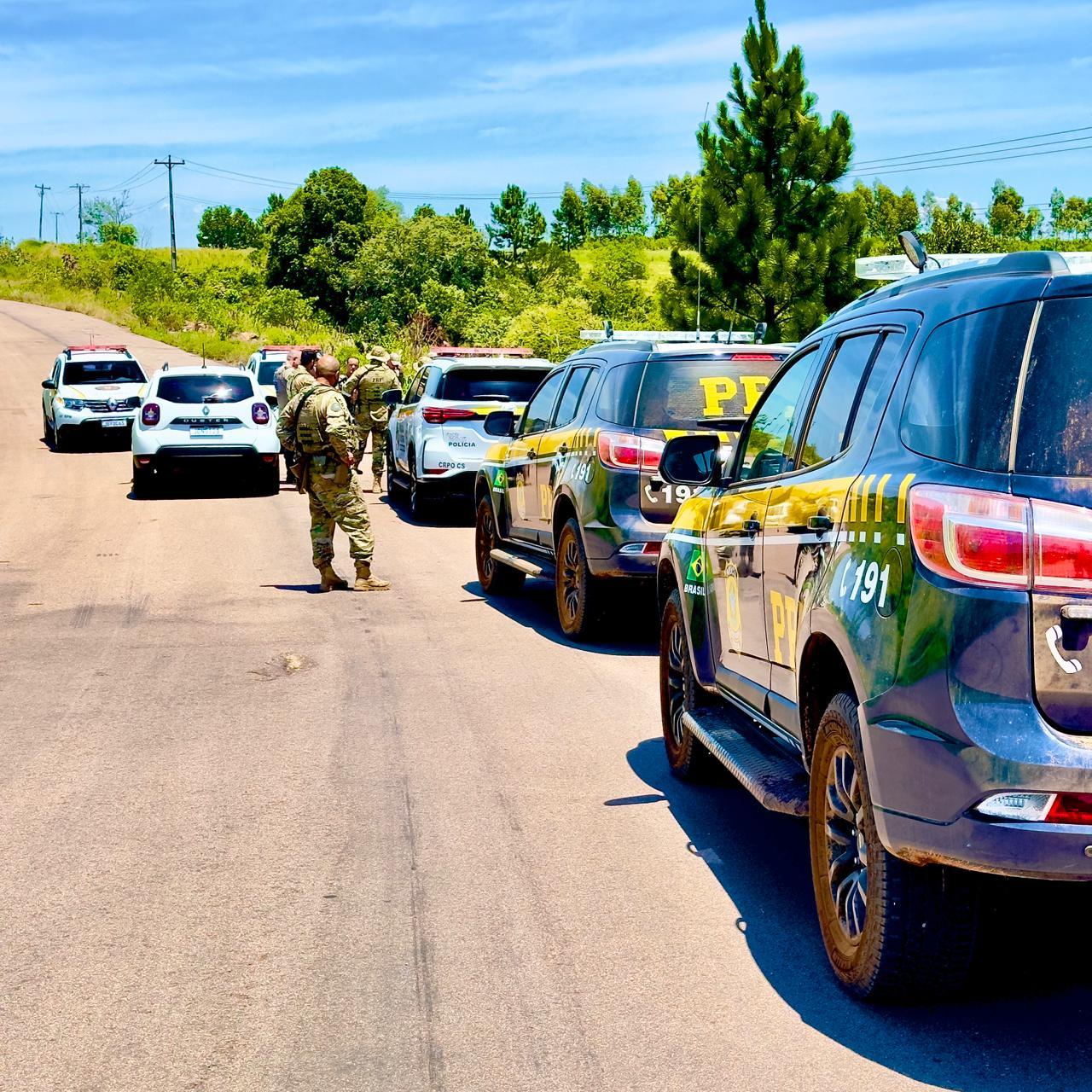 Quatro são presos em cerco policial na BR-290 após roubo em Santana do Livramento