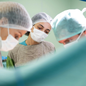 Homem perde testículo após erro em cirurgia de hérnia em Minas Gerais