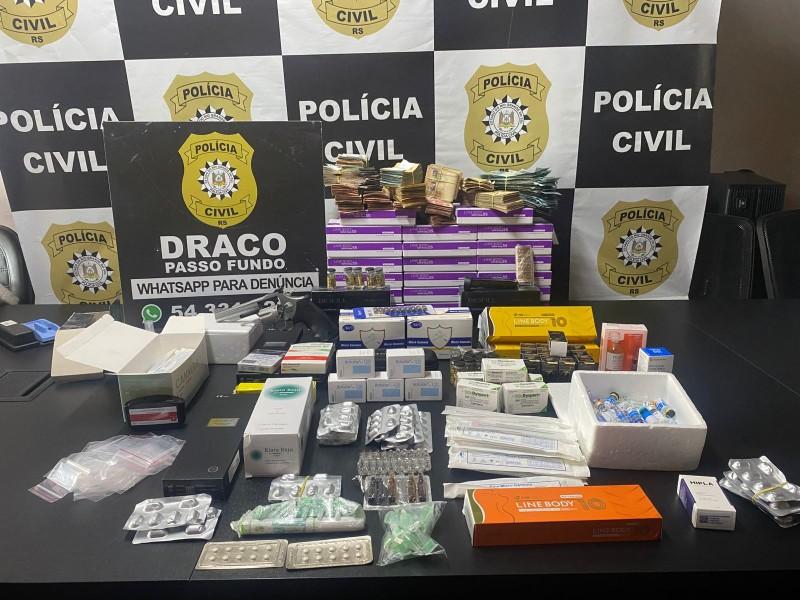 Operação da Polícia Civil cumpre 18 mandados e prende sete pessoas em Passo Fundo