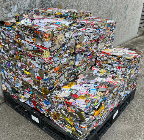 Salvador entra para o Guinness com mais de 46 mil toneladas de latas recicladas no Carnaval