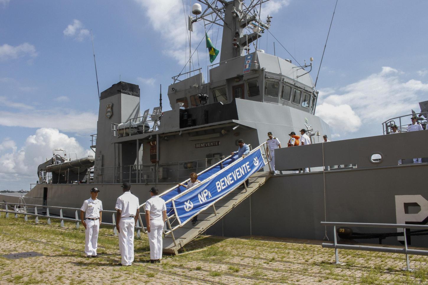 Navio da Marinha estará aberto à visitação pública em Porto Alegre neste fim de semana