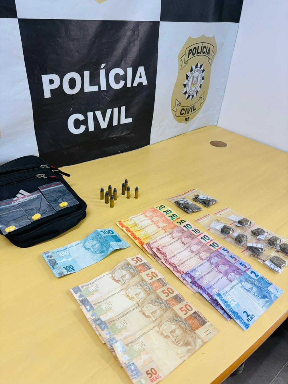 Polícia Civil prende homem por tráfico de drogas e posse de munição em Guaíba
