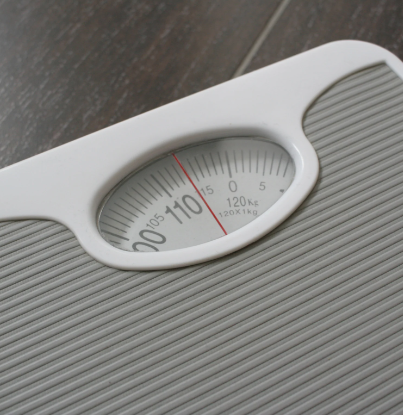 Quase 4 em cada 10 crianças e adolescentes no Brasil estão acima do peso, aponta relatório