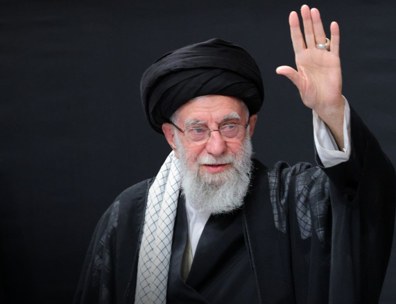 Relatos apontam possível morte de filhos de Ali Khamenei após ataques no Irã