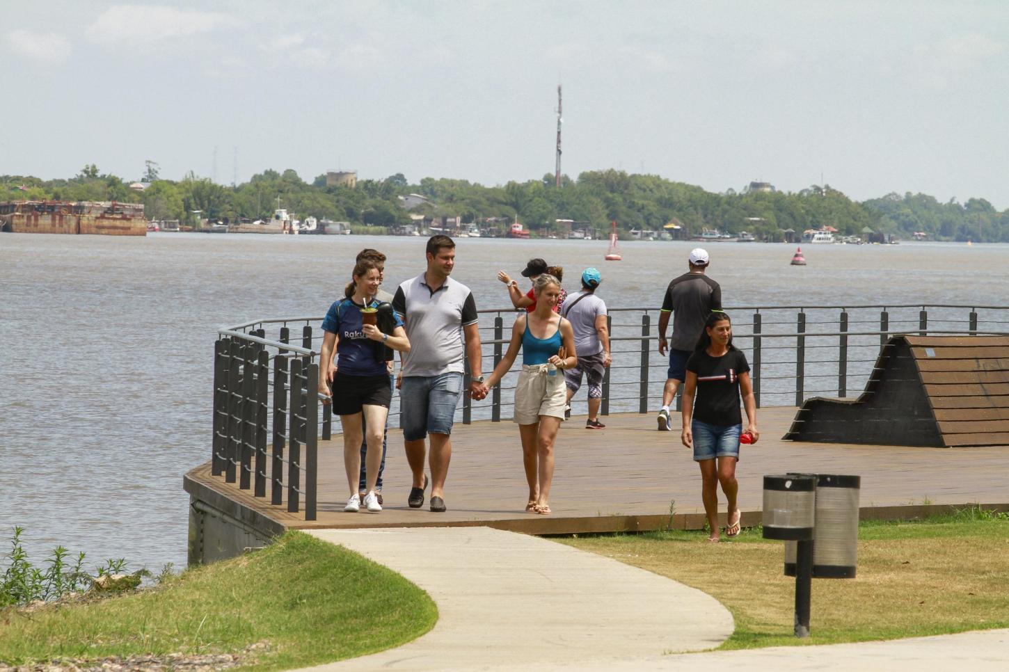 Última semana do verão no RS terá calor de até 36°C e chuva intensa em parte do Estado