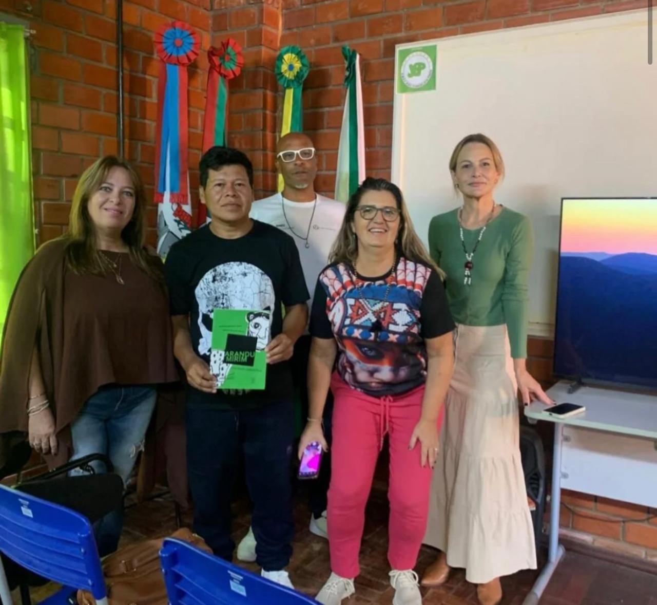 Barra do Ribeiro: alunos participam de imersão na cultura Guarani Mbyá durante Semana dos Povos Originários