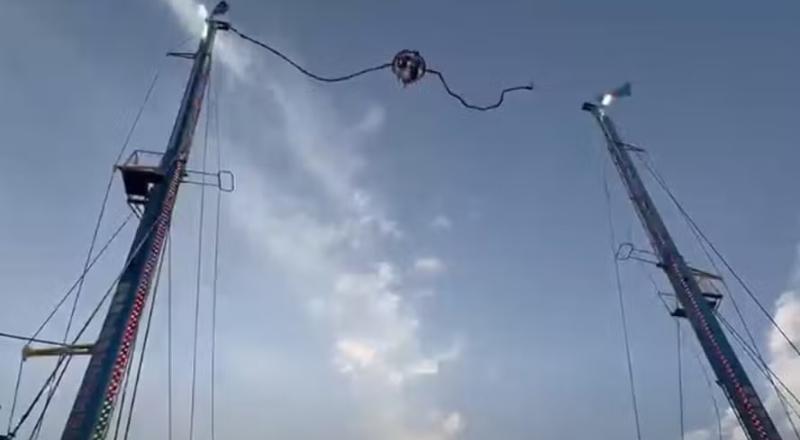 Cabo de segurança se rompe em brinquedo na Espanha e deixa quatro crianças feridas