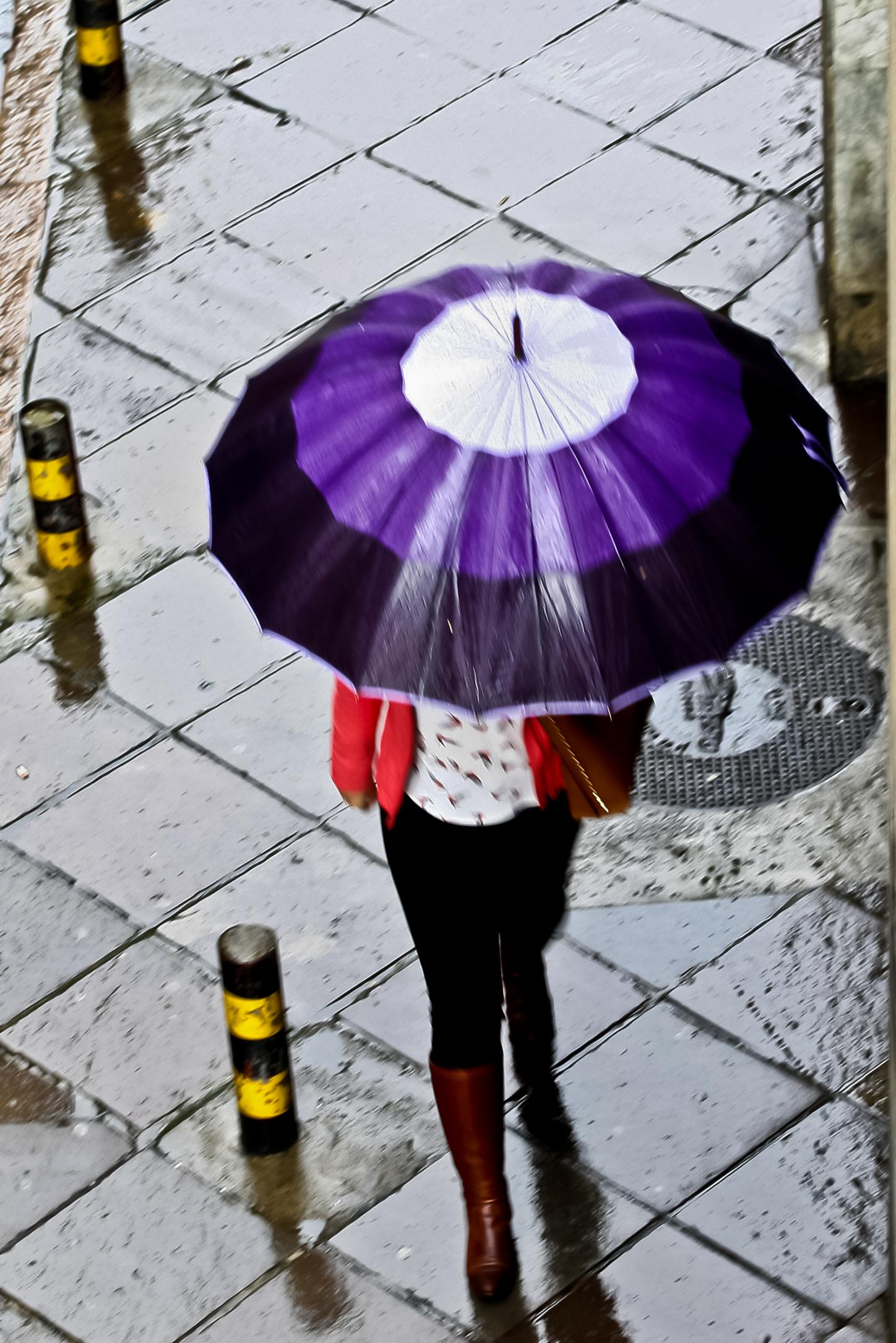 Chuva persiste no fim de semana no RS e frente fria deve derrubar temperaturas a partir de segunda