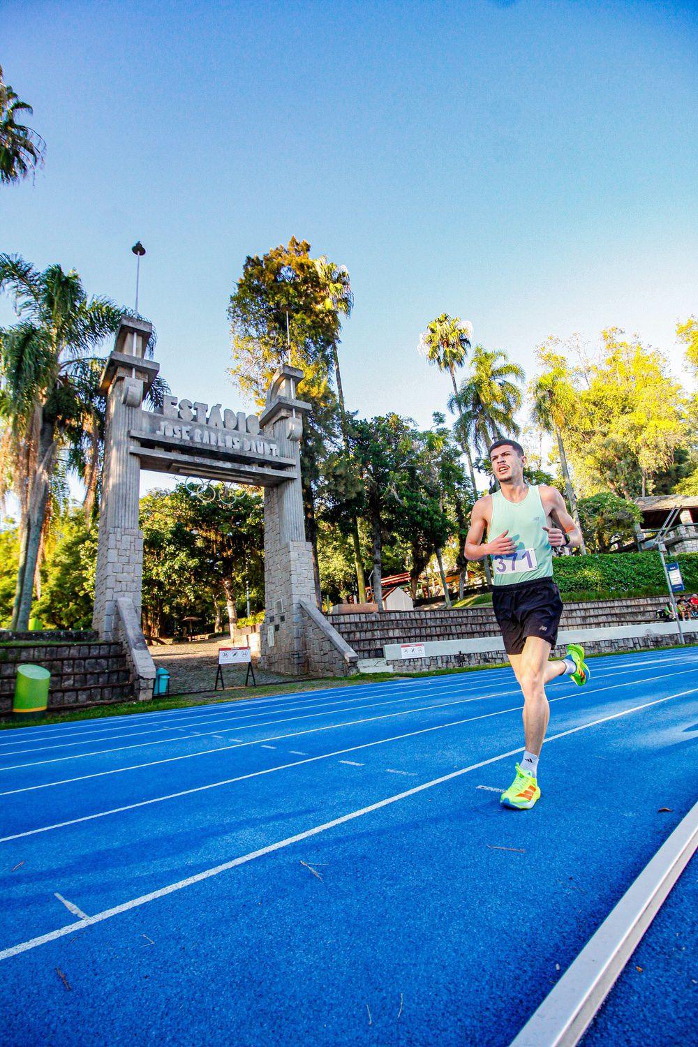 Atleta guaibense representa Guaíba no Brasileiro Sub-23 de Atletismo