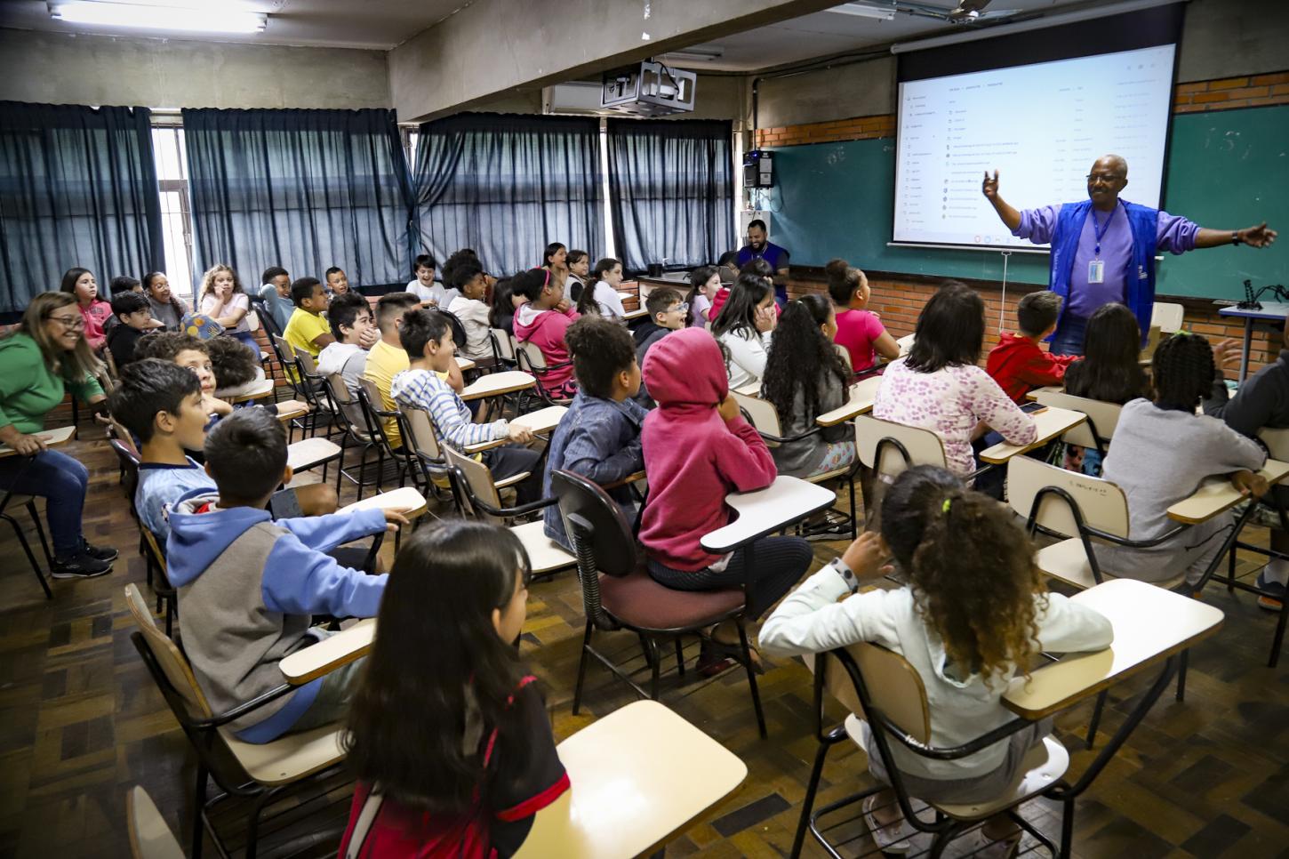 Porto Alegre aparece na última posição entre capitais em alfabetização na idade certa