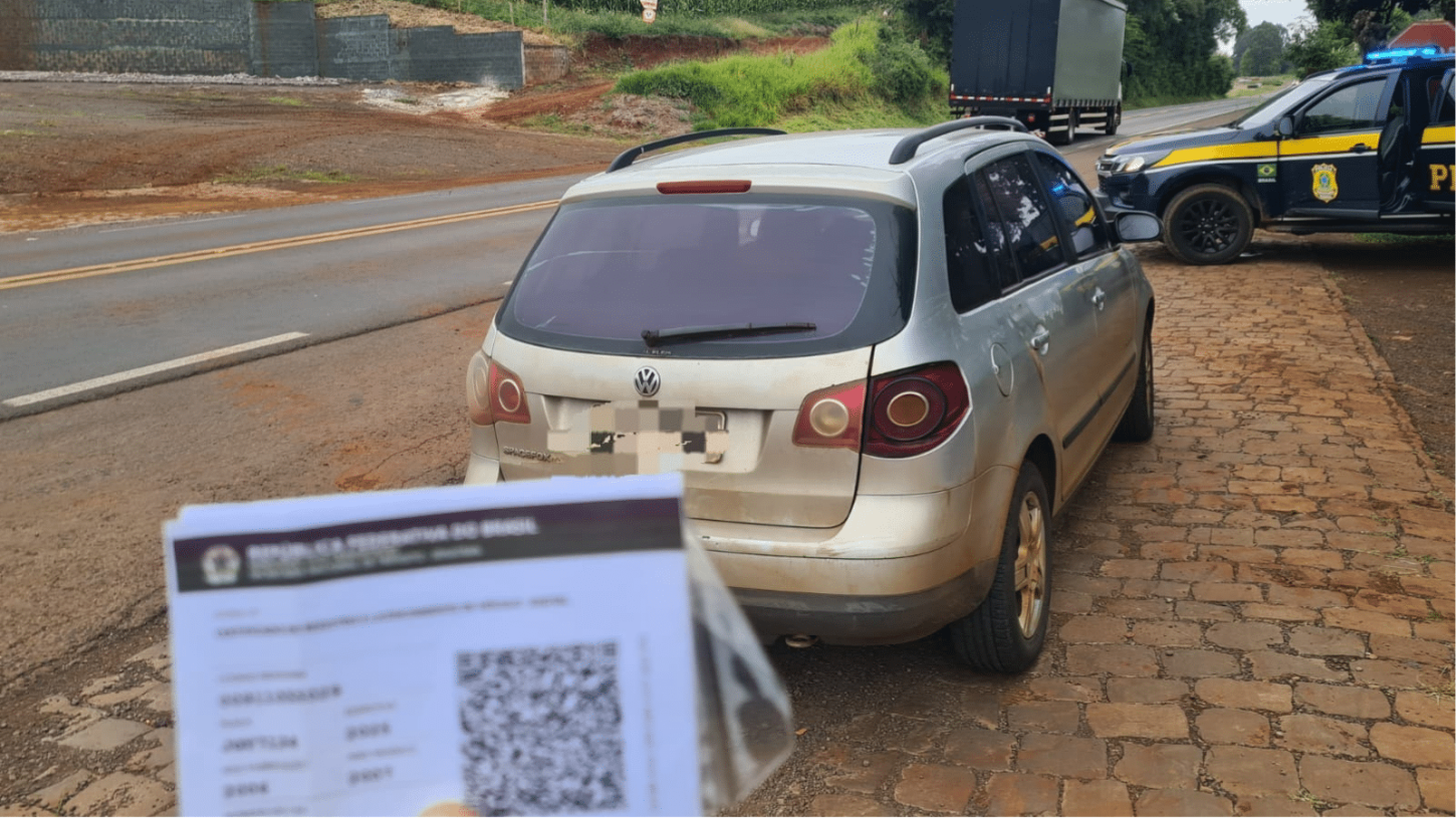 PRF prende motorista por uso de documento veicular falso no norte do Rio Grande do Sul