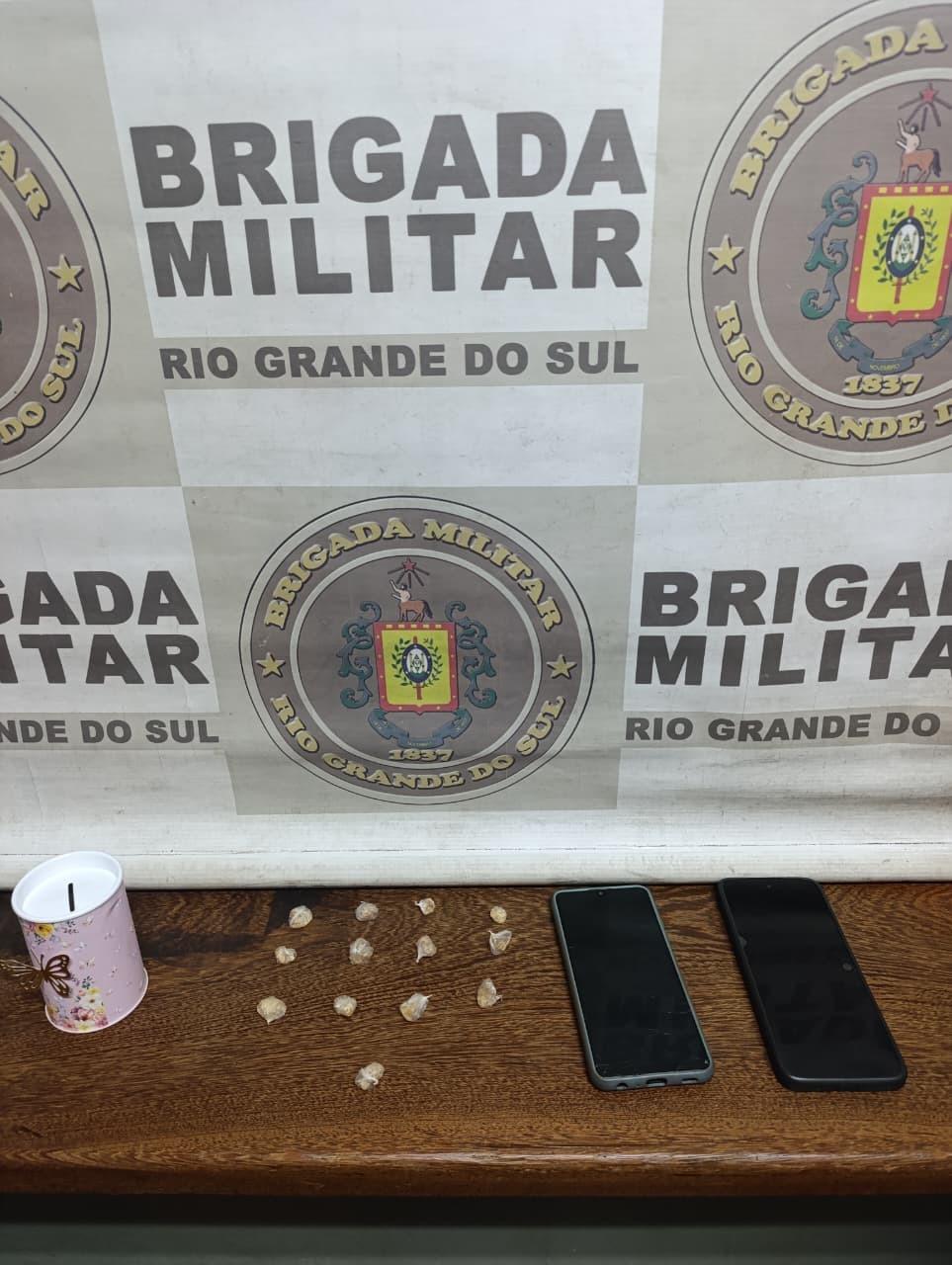 RS Brigada Militar prende dois por tráfico em Charqueadas