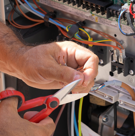 Trabalhador morre após sofrer choque elétrico durante manutenção em supermercado de Osório