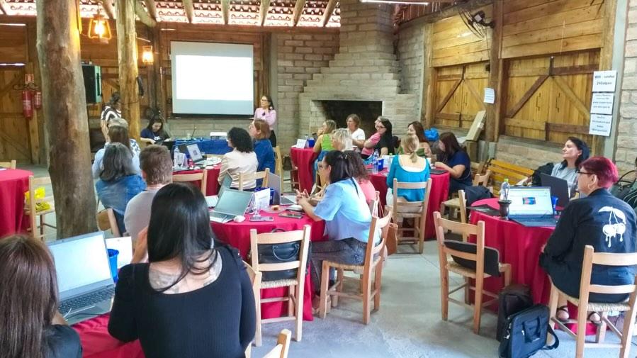 Barra do Ribeiro reúne seis municípios em encontro regional para elaboração dos Planos Decenais de Educação