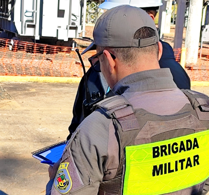 Brigada Militar de Guaíba realiza visita comunitária após tentativa de furto