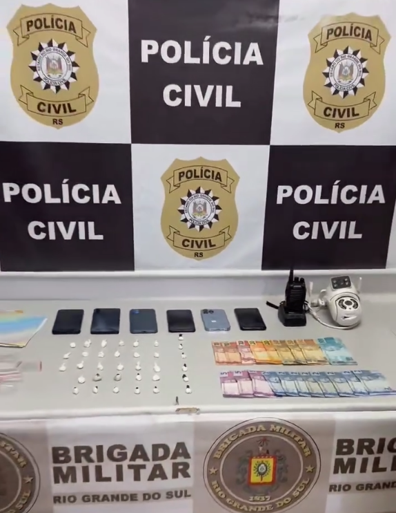 Brigada Militar e Polícia Civil prendem quatro pessoas em ação contra o tráfico em Butiá
