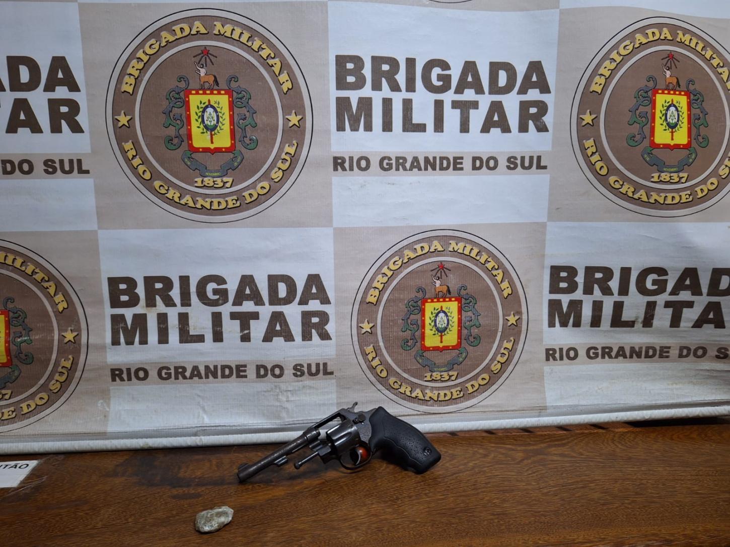 Brigada Militar prende homem armado após perseguição em Charqueadas