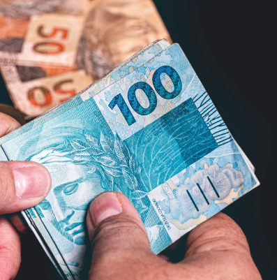 Com salário de R$ 11,2 mil, vereadores aprovam auxílio de R$ 1,7 mil