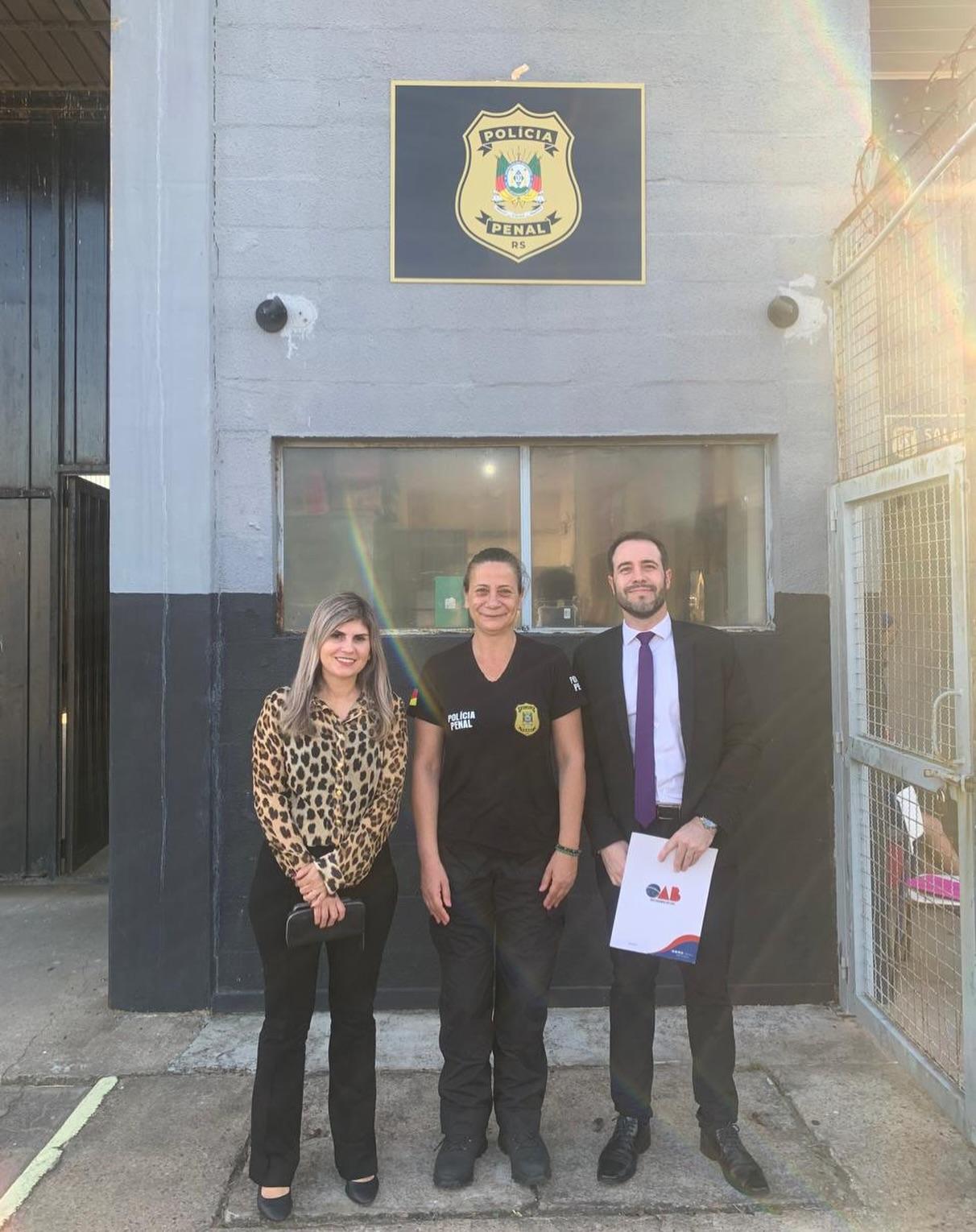 OAB discute canais de atendimento e projetos estruturais em reunião com nova direção da Penitenciária Feminina de Guaíba